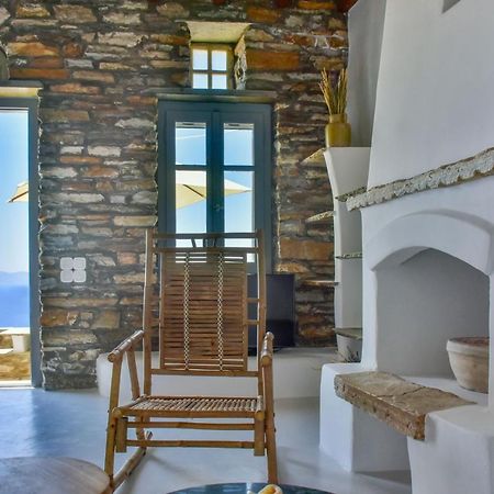 Living Theros Luxury Suites Kardhianí 外观 照片