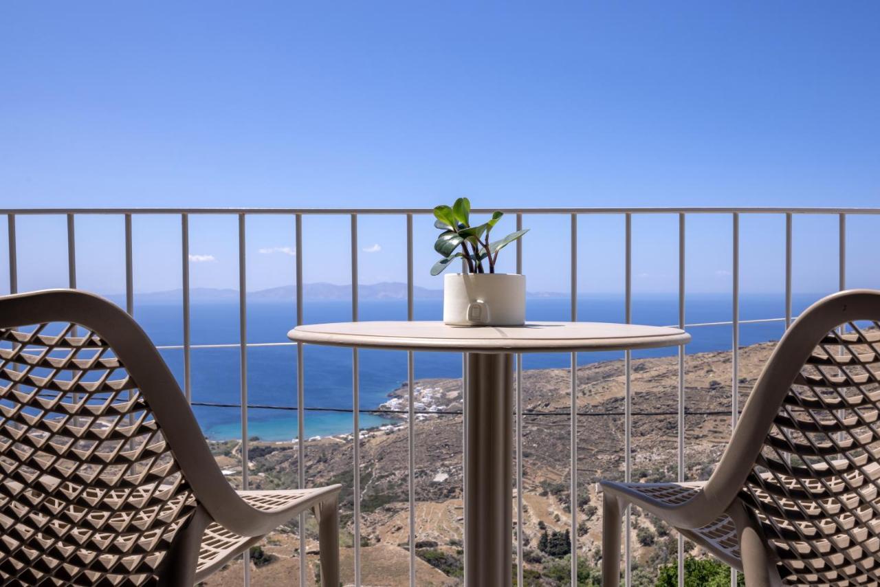 Living Theros Luxury Suites Kardhianí 客房 照片