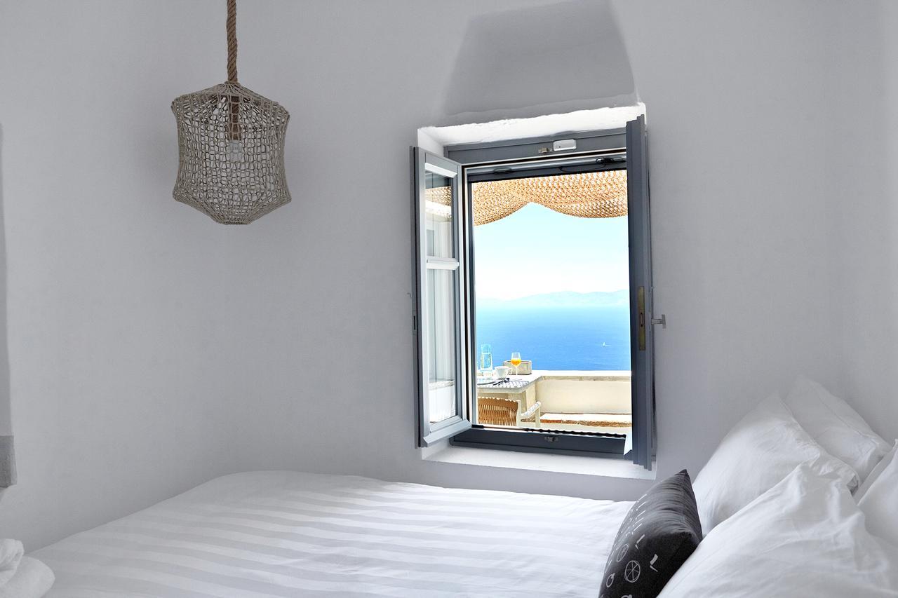 Living Theros Luxury Suites Kardhianí 外观 照片