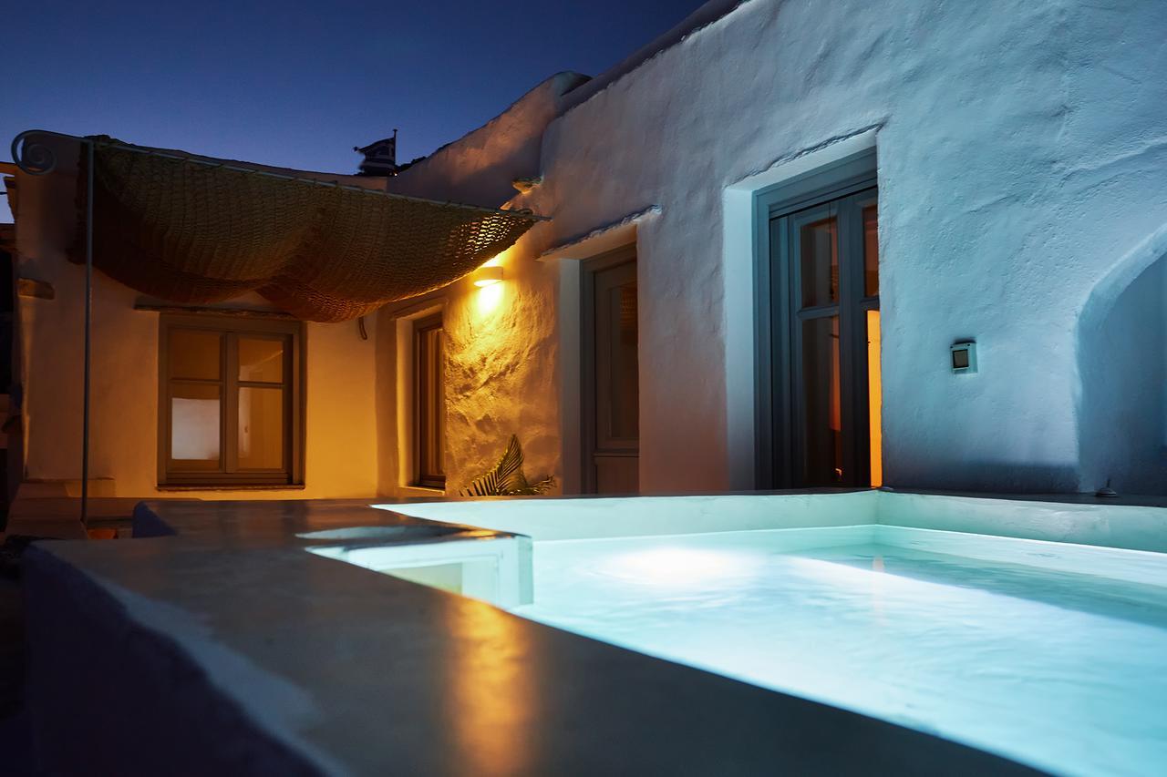 Living Theros Luxury Suites Kardhianí 外观 照片