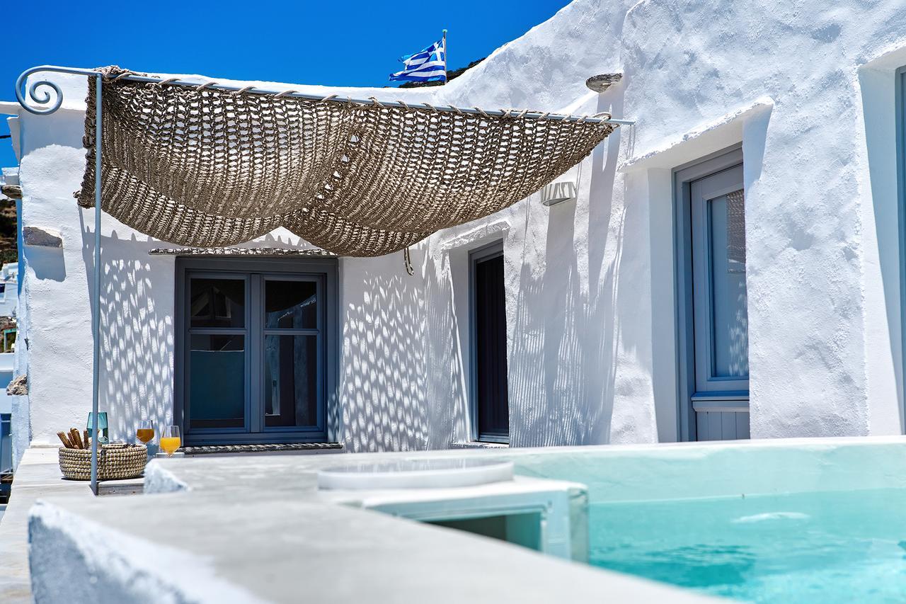 Living Theros Luxury Suites Kardhianí 外观 照片
