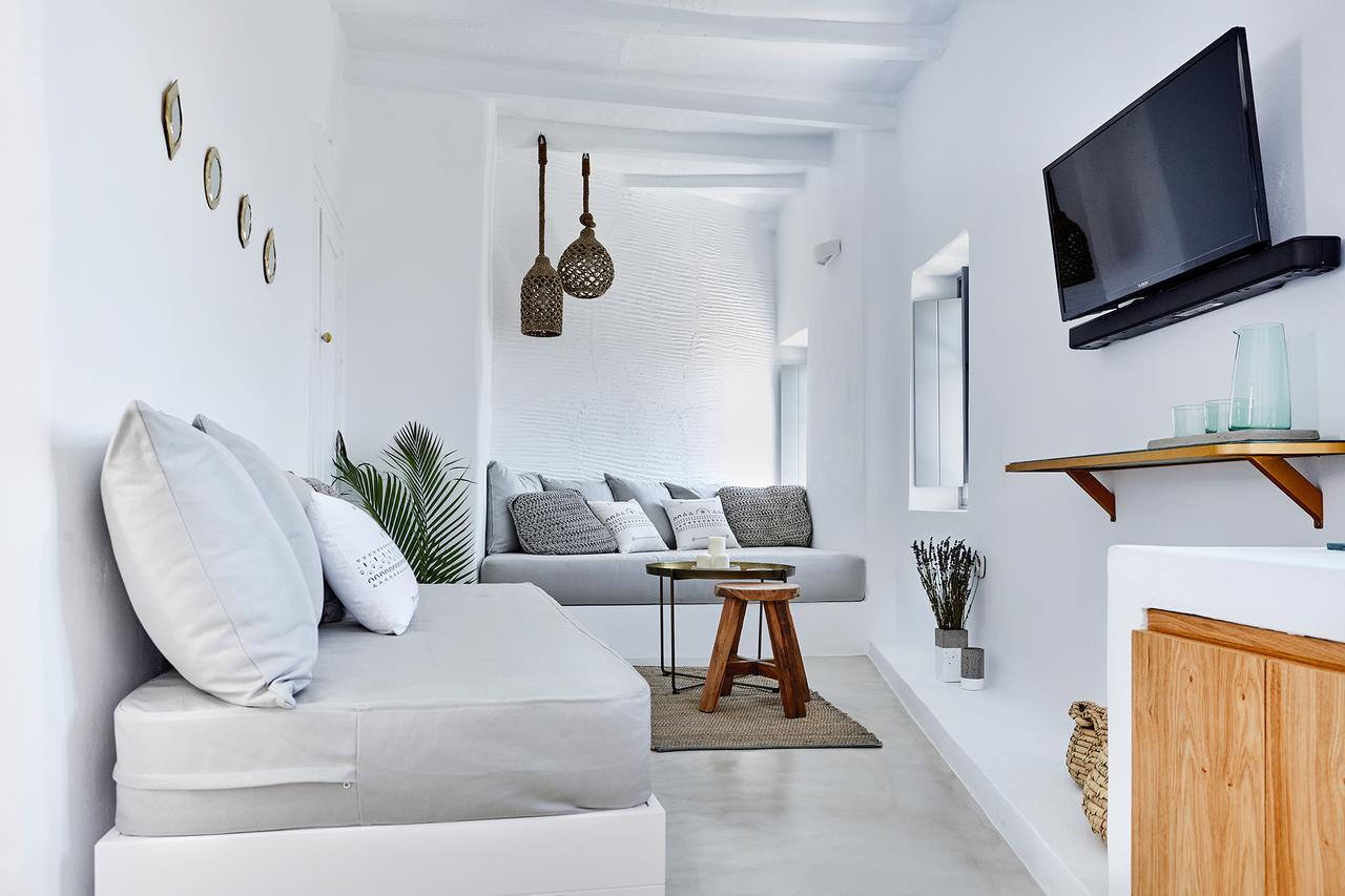 Living Theros Luxury Suites Kardhianí 外观 照片