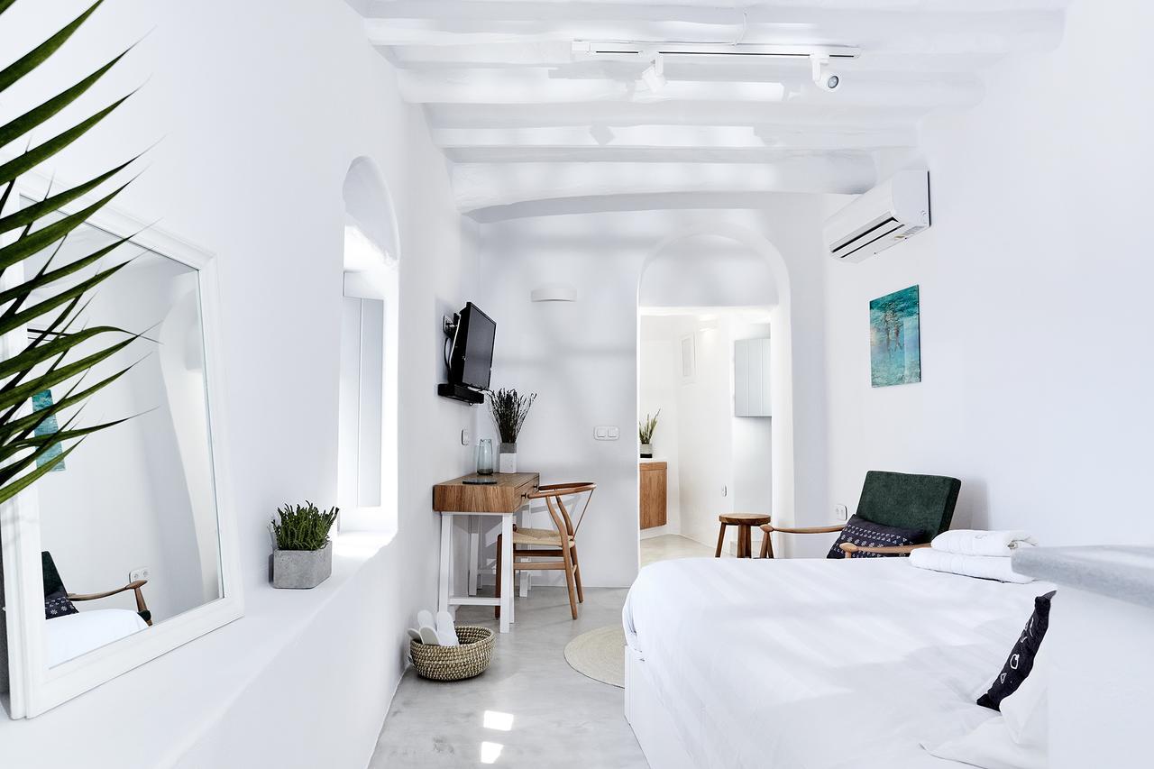 Living Theros Luxury Suites Kardhianí 外观 照片