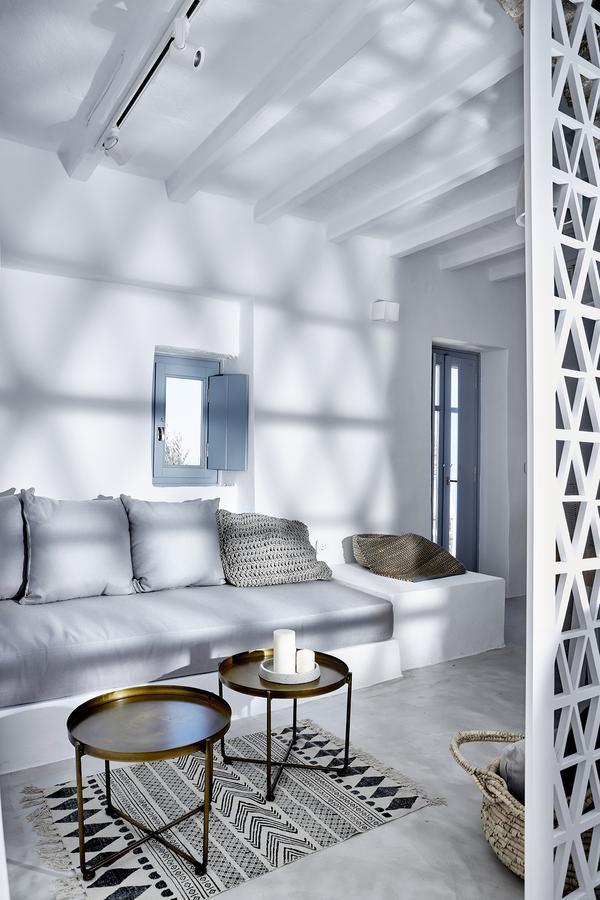 Living Theros Luxury Suites Kardhianí 外观 照片