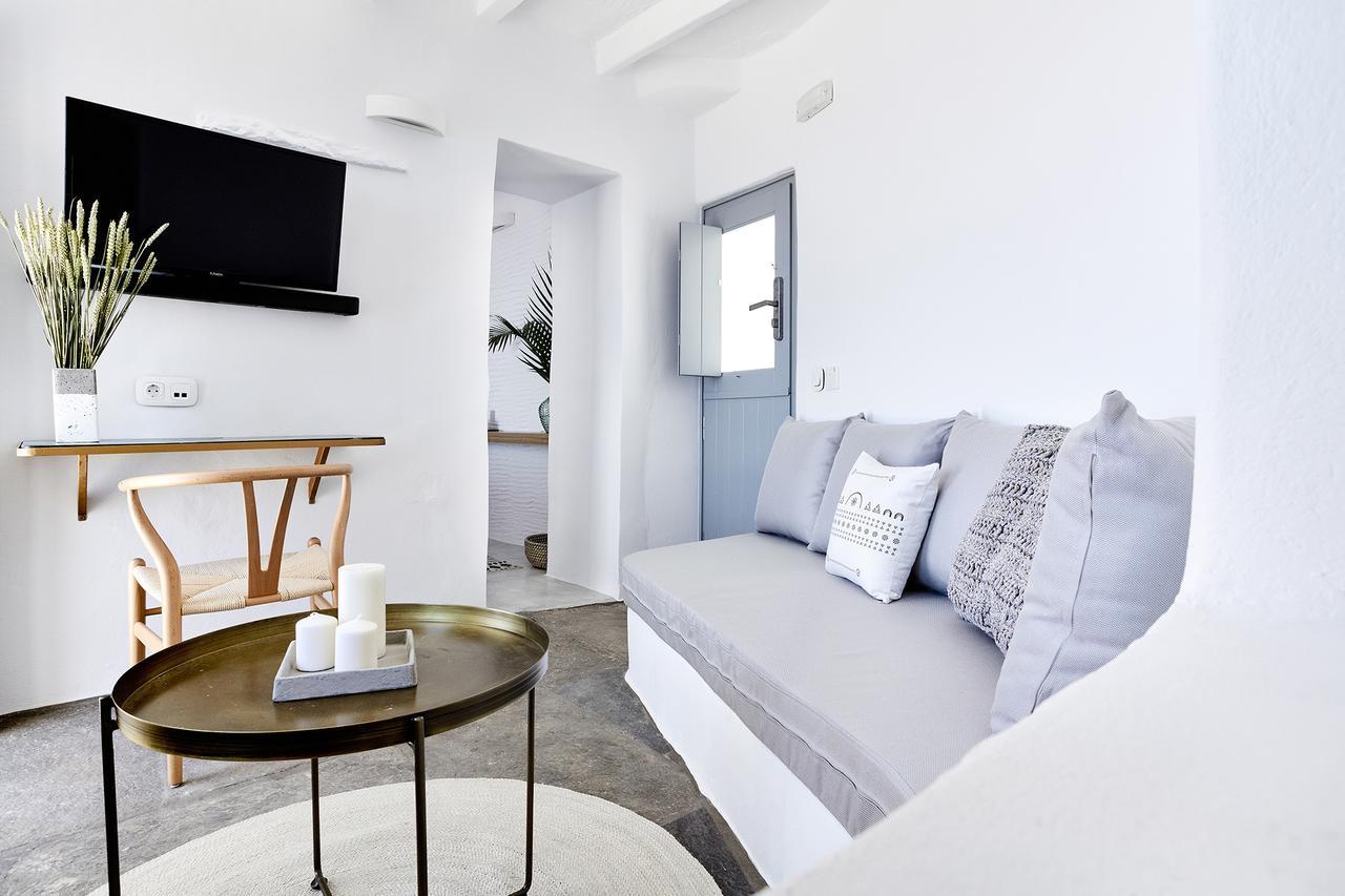 Living Theros Luxury Suites Kardhianí 外观 照片