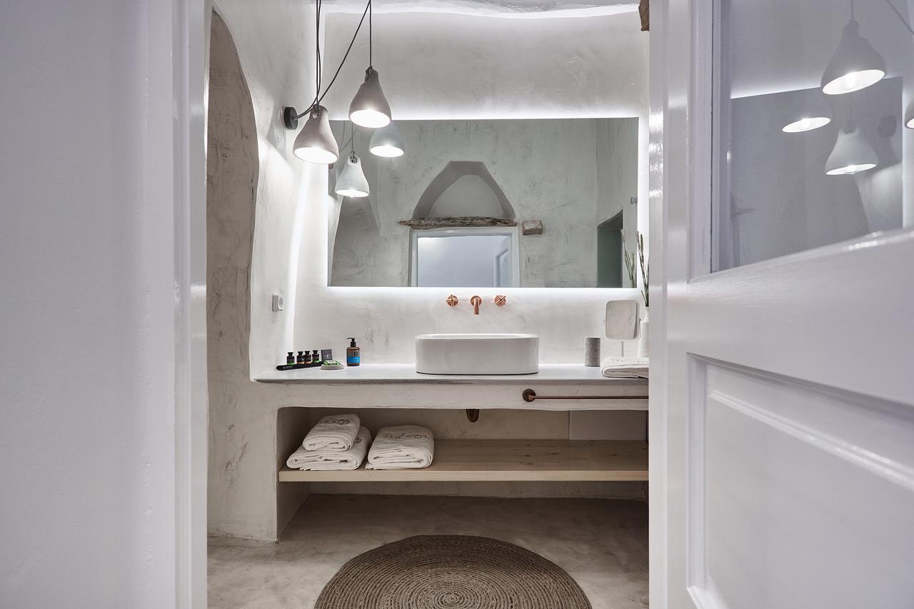 Living Theros Luxury Suites Kardhianí 外观 照片
