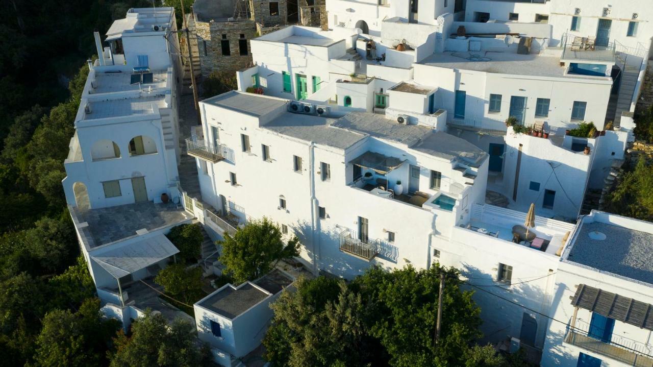 Living Theros Luxury Suites Kardhianí 外观 照片